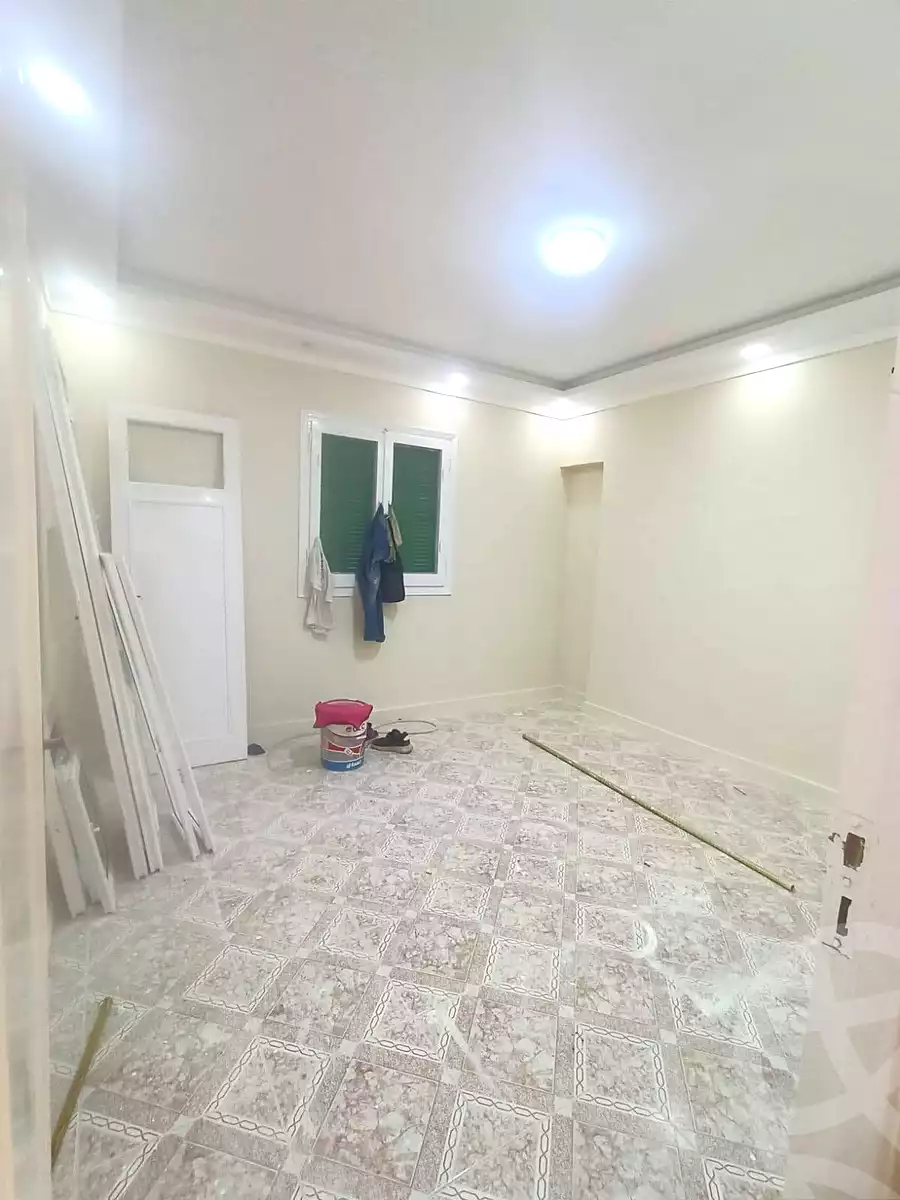 https://aqarmap.com.eg/ar/listing/7067174-for-sale-alexandria-al-agamy-el-hanouvel-radwan-st