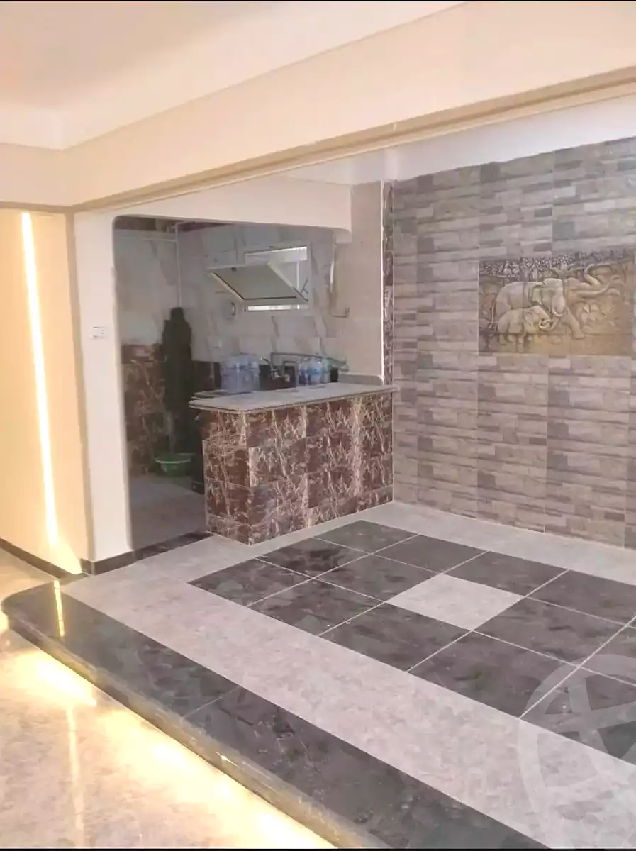 https://aqarmap.com.eg/ar/listing/7067785-for-sale-alexandria-al-agamy-el-hanouvel-al-haded-we-al-soulb-st