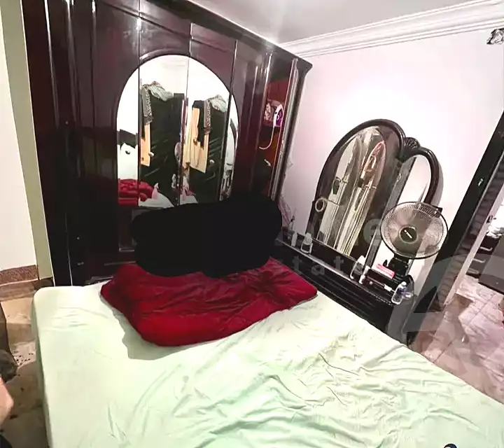 https://aqarmap.com.eg/ar/listing/7067952-for-sale-alexandria-moharram-bey-tryq-qn-lswys