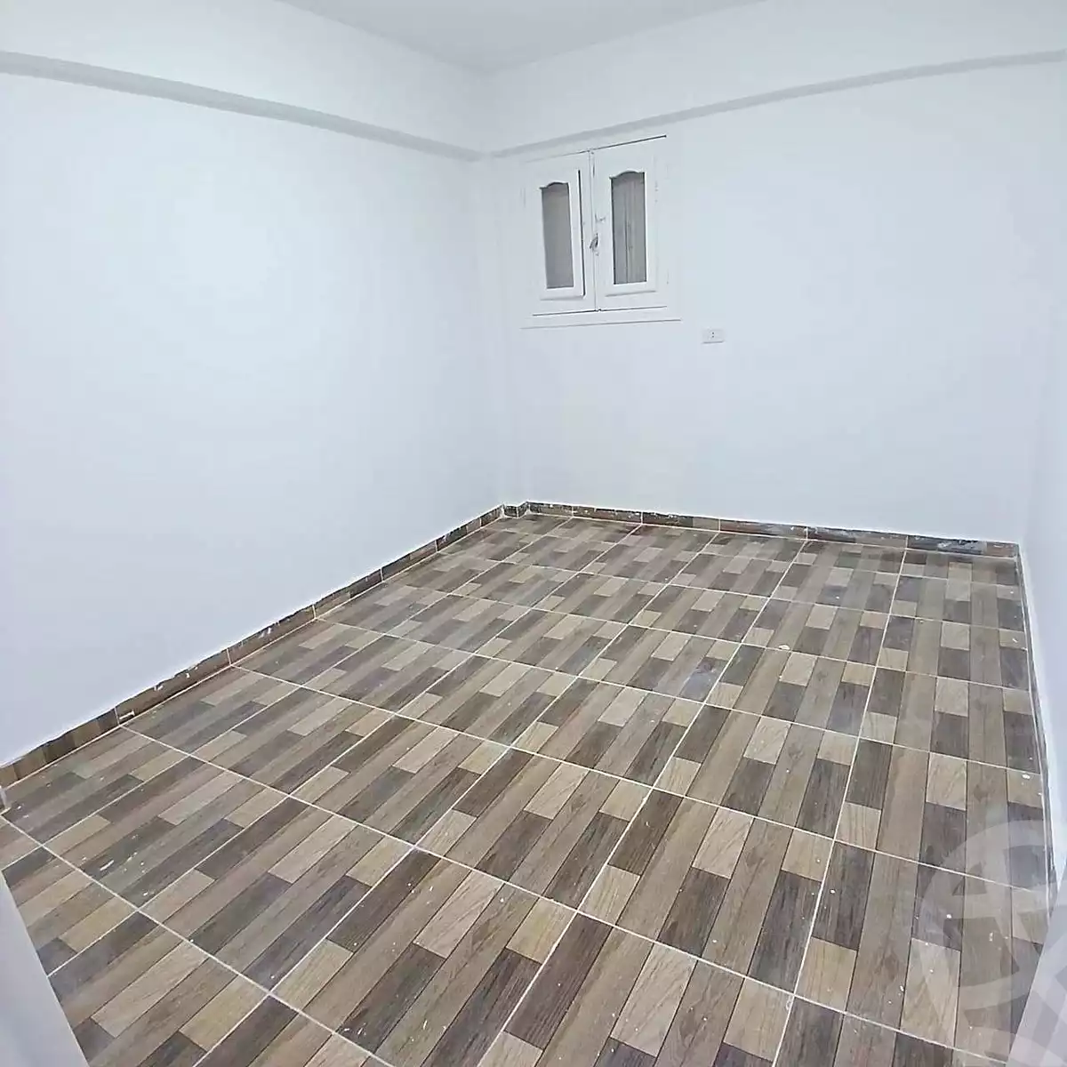 https://aqarmap.com.eg/ar/listing/7068130-for-sale-alexandria-al-agamy-el-hanouvel
