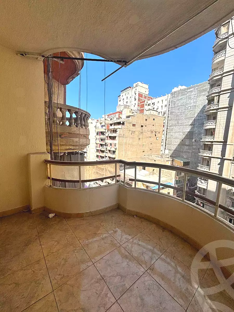 https://aqarmap.com.eg/en/listing/7068332-for-sale-alexandria-sydy-bshr-sydy-bshr-bhry-shr-mhmwd-l-yswy
