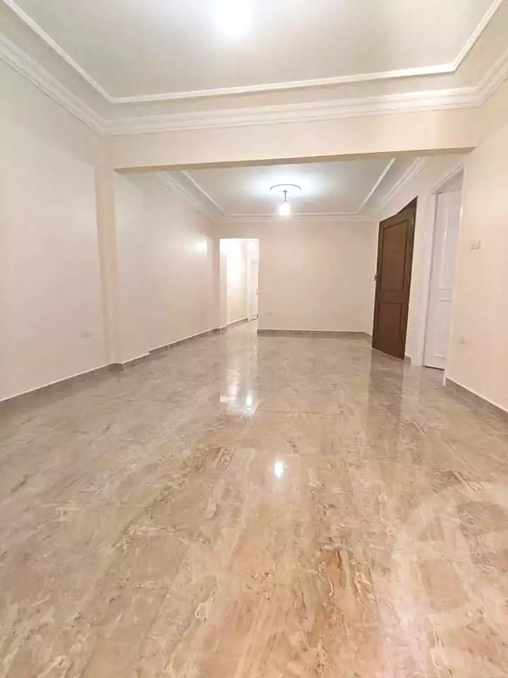 https://aqarmap.com.eg/ar/listing/7068554-for-sale-alexandria-miami-mahmoud-el-isawy-st