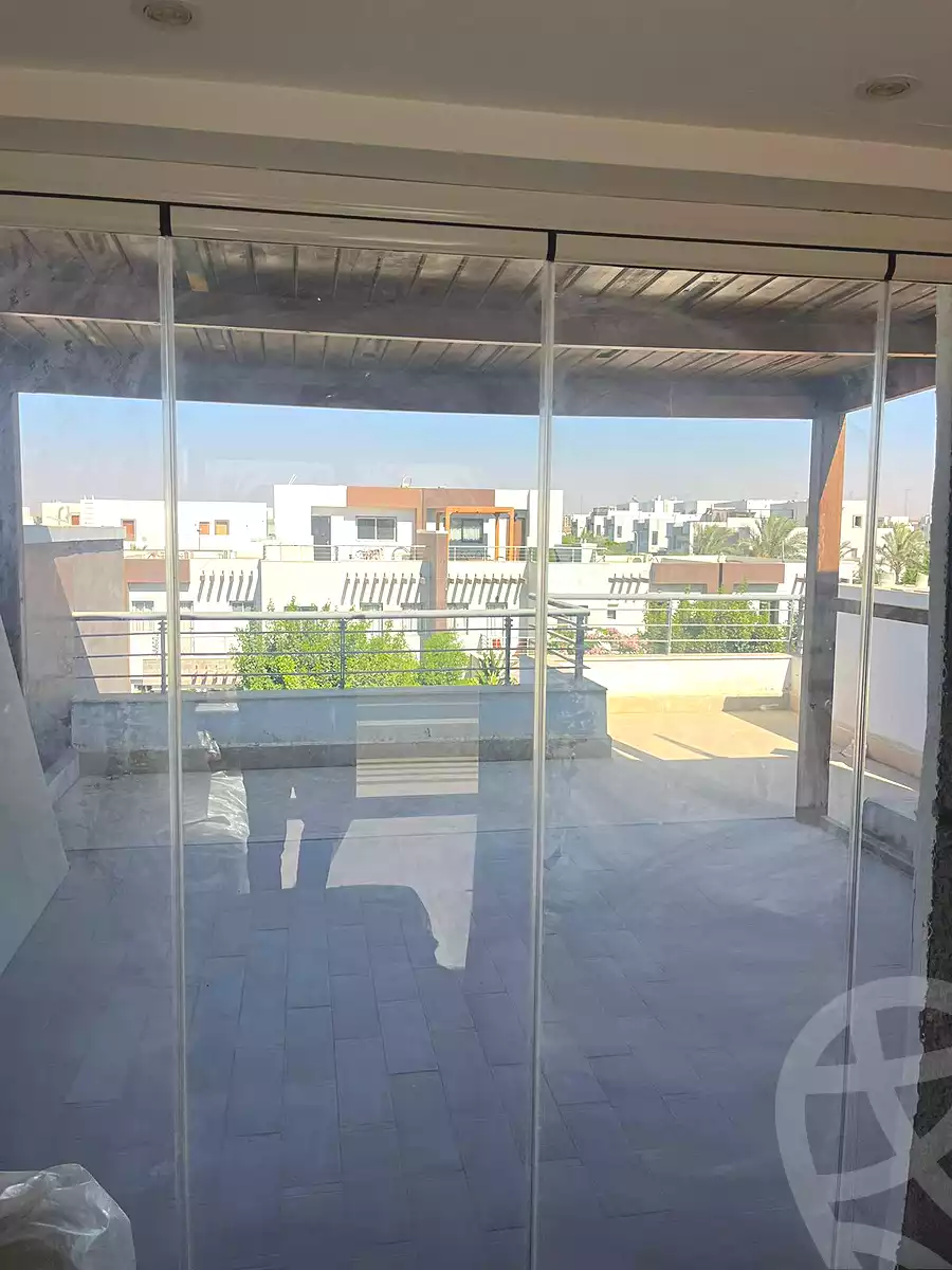 https://aqarmap.com.eg/ar/listing/7068815-for-sale-cairo-new-cairo-compounds-hyde-park-centre-ville-hyde-park