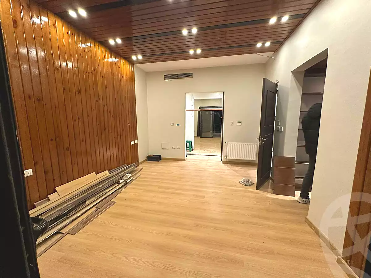 https://aqarmap.com.eg/ar/listing/7068815-for-sale-cairo-new-cairo-compounds-hyde-park-centre-ville-hyde-park