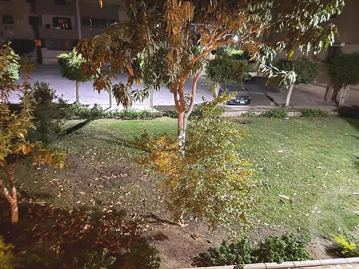 https://aqarmap.com.eg/ar/listing/7068835-for-sale-cairo-new-cairo-compounds-kmbwnd-rwd-lzhr