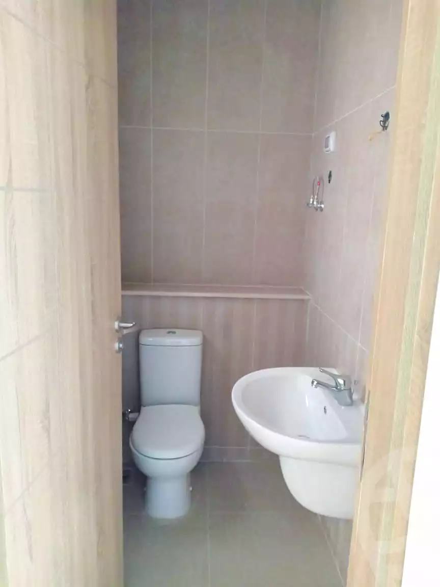 https://aqarmap.com.eg/en/listing/7068870-for-rent-cairo-new-cairo-compounds-fyfth-skwyr-mwl-lmrsm-llttwyr