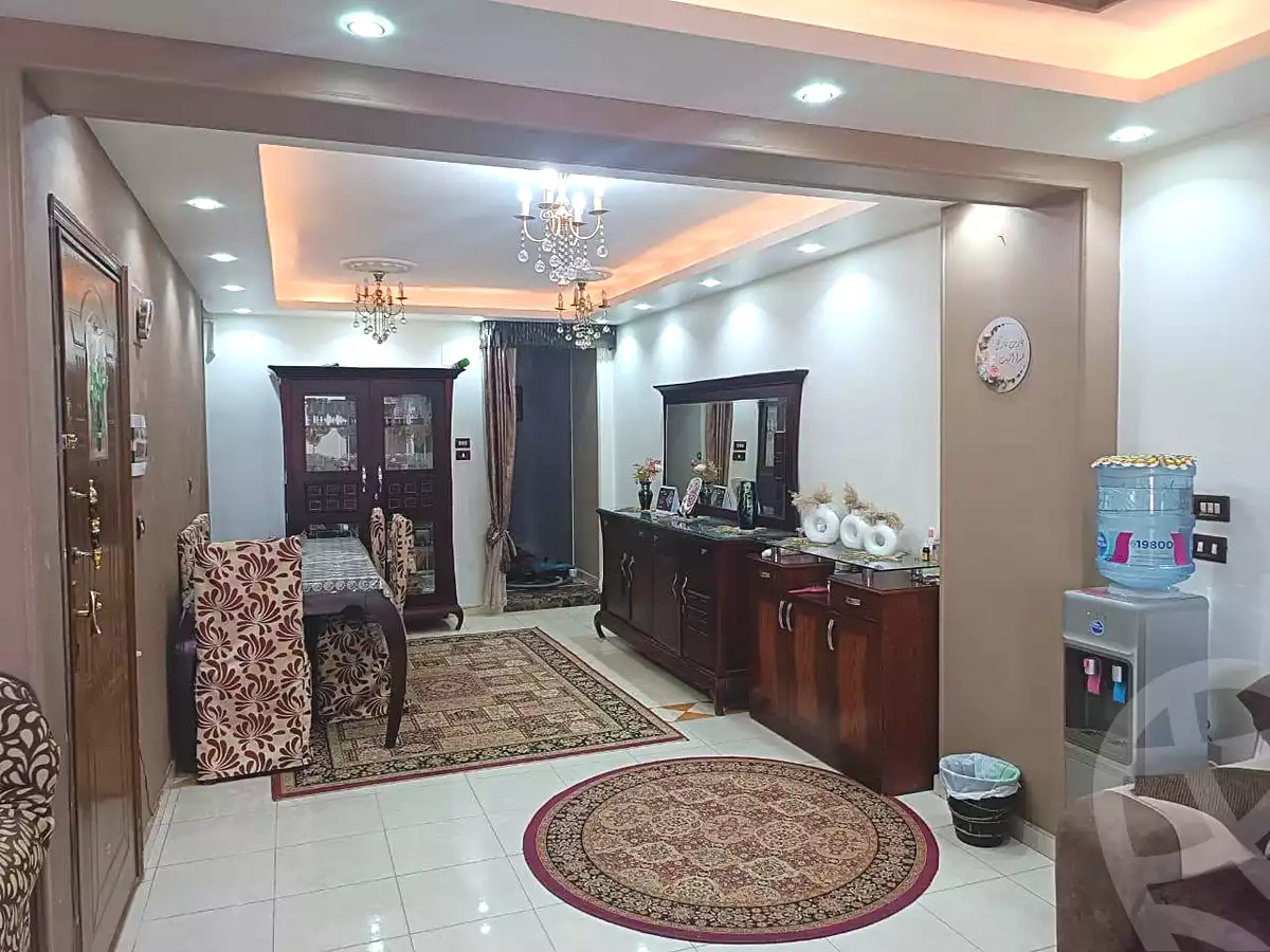 https://aqarmap.com.eg/en/listing/7068891-for-sale-cairo-helwan-helwan-el-sharkeya-zaki-hawas-st