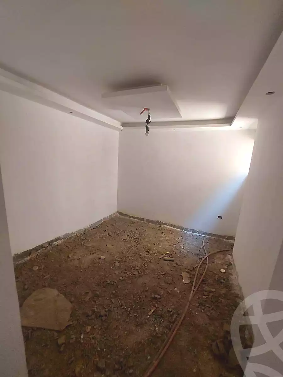https://aqarmap.com.eg/ar/listing/7068961-for-sale-cairo-helwan-helwan-el-sharkeya-el-maraghi-st