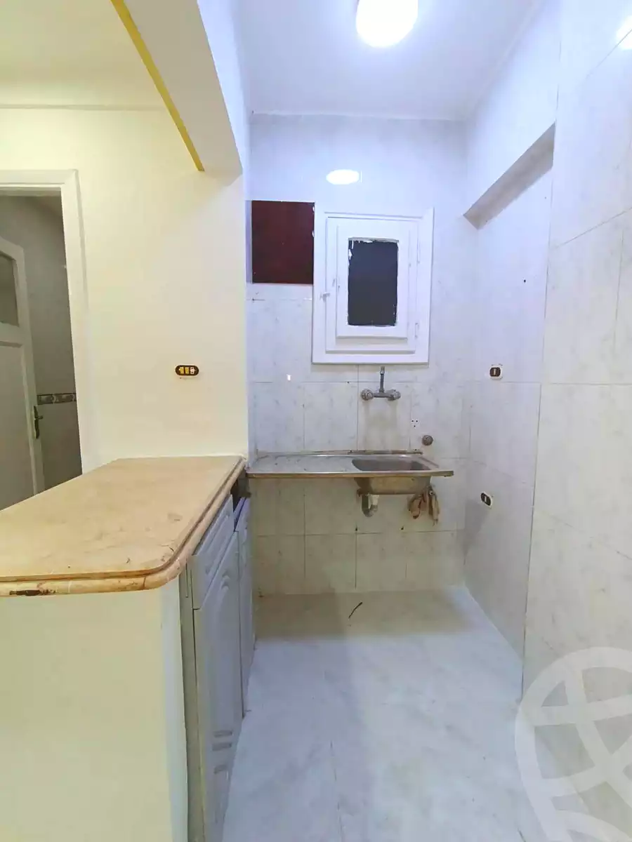 https://aqarmap.com.eg/en/listing/7069033-for-sale-alexandria-al-agamy-shataa-el-nakheel