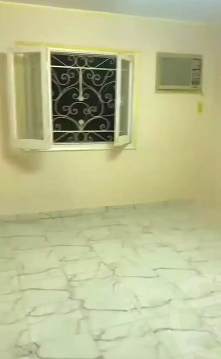 https://aqarmap.com.eg/ar/listing/7069062-for-sale-cairo-ain-shams-ain-shams-el-sharkia