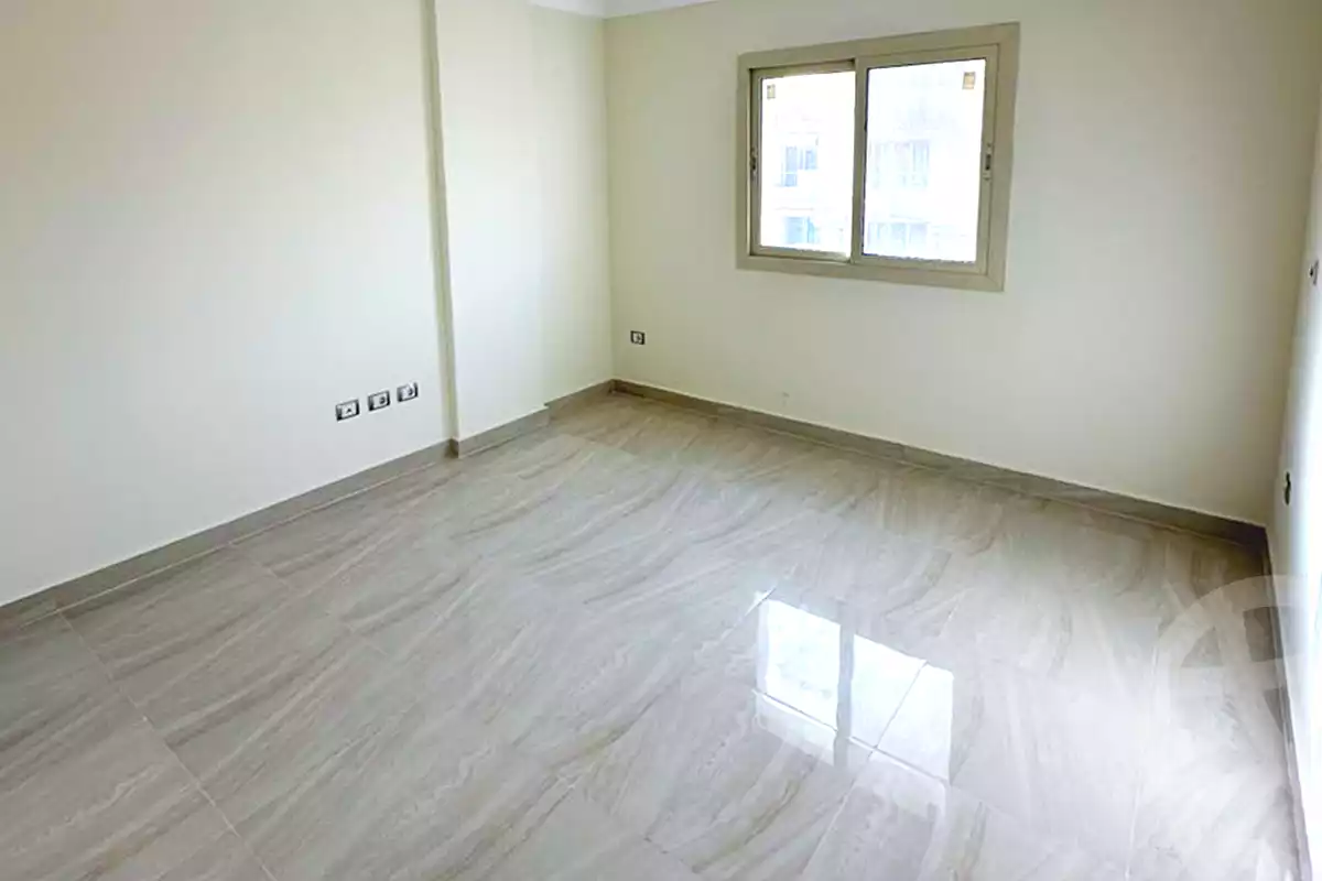https://aqarmap.com.eg/ar/listing/7069280-for-sale-alexandria-smouha-compounds-in-smouha-antoniadis-city-compound