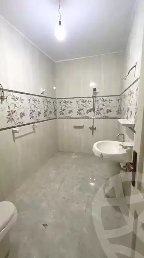 https://aqarmap.com.eg/ar/listing/7069315-for-rent-sharqia-zagazig-zagazig-city-ghasham-rd