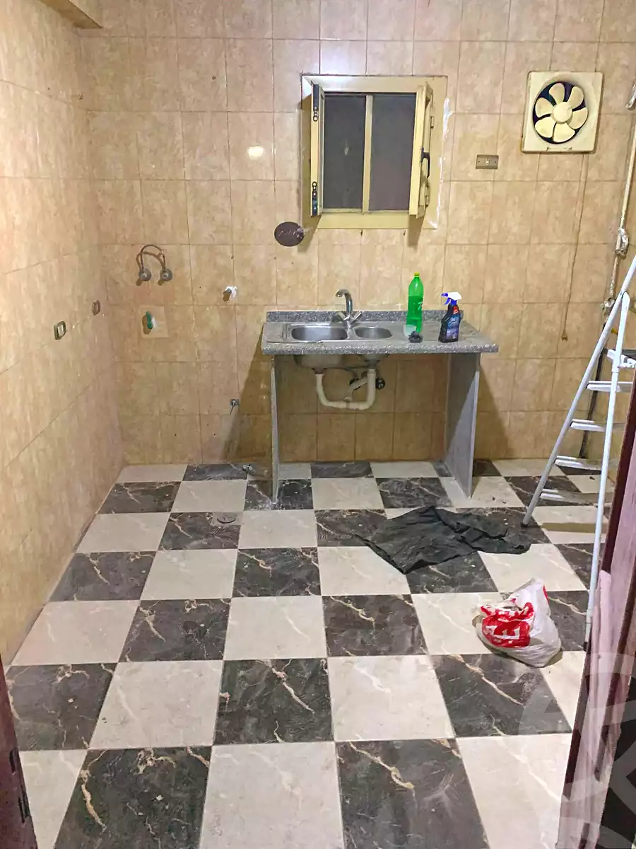 https://aqarmap.com.eg/ar/listing/7069773-for-rent-cairo-helwan-helwan-el-sharkeya-thabit-basha-st