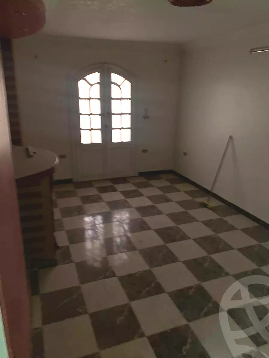 https://aqarmap.com.eg/ar/listing/7069773-for-rent-cairo-helwan-helwan-el-sharkeya-thabit-basha-st