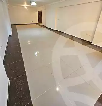 https://aqarmap.com.eg/ar/listing/7070029-for-rent-alexandria-el-montazah