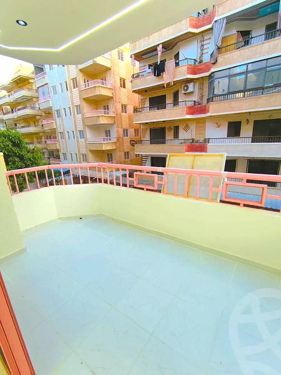 https://aqarmap.com.eg/en/listing/7070037-for-sale-alexandria-al-agamy-shataa-el-nakheel