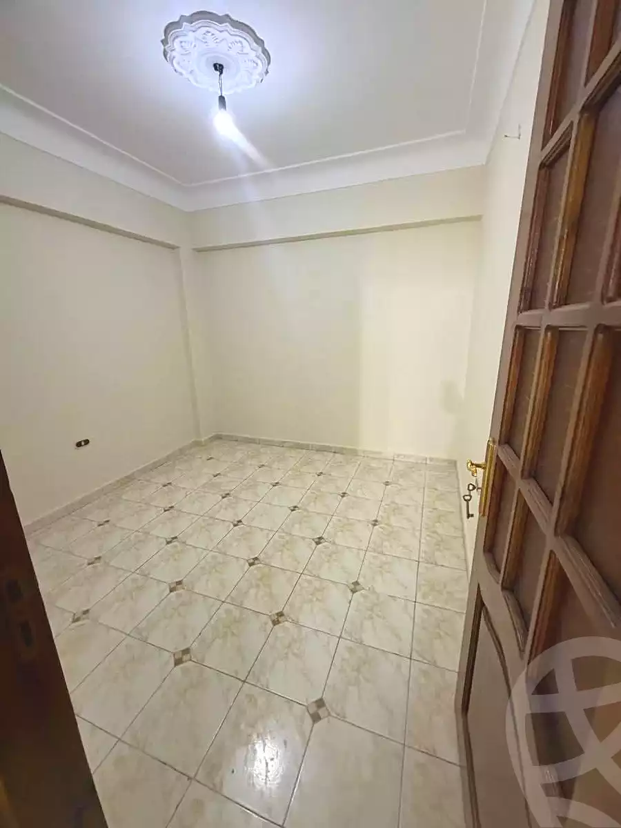 https://aqarmap.com.eg/ar/listing/7070663-for-sale-alexandria-lsywf-el-falki