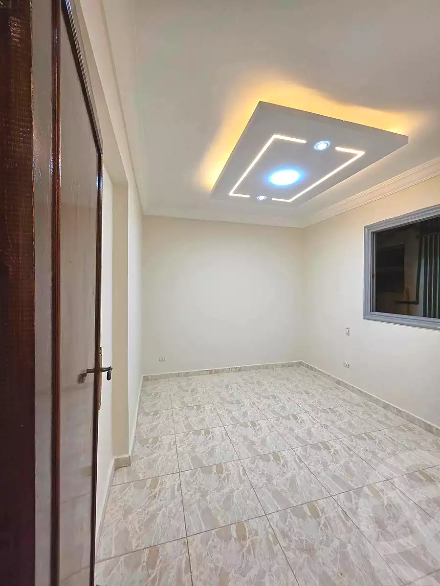 https://aqarmap.com.eg/en/listing/7070714-for-sale-alexandria-el-asafra-l-sfr-bhry-el-geish-rd