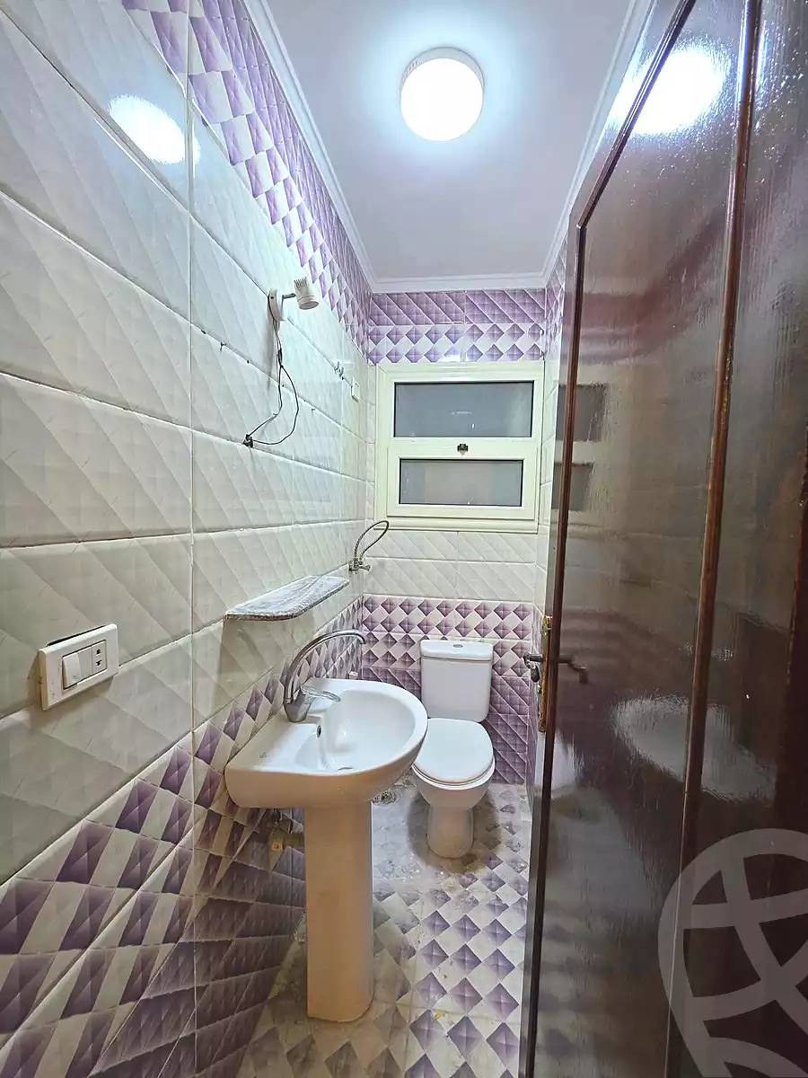 https://aqarmap.com.eg/en/listing/7070714-for-sale-alexandria-el-asafra-l-sfr-bhry-el-geish-rd