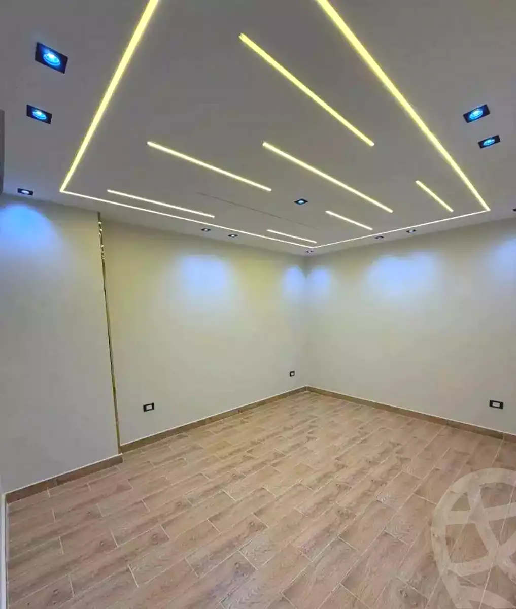 https://aqarmap.com.eg/ar/listing/7070721-for-sale-alexandria-al-agamy-lbytsh-bianchiii-el-arbaeen-st