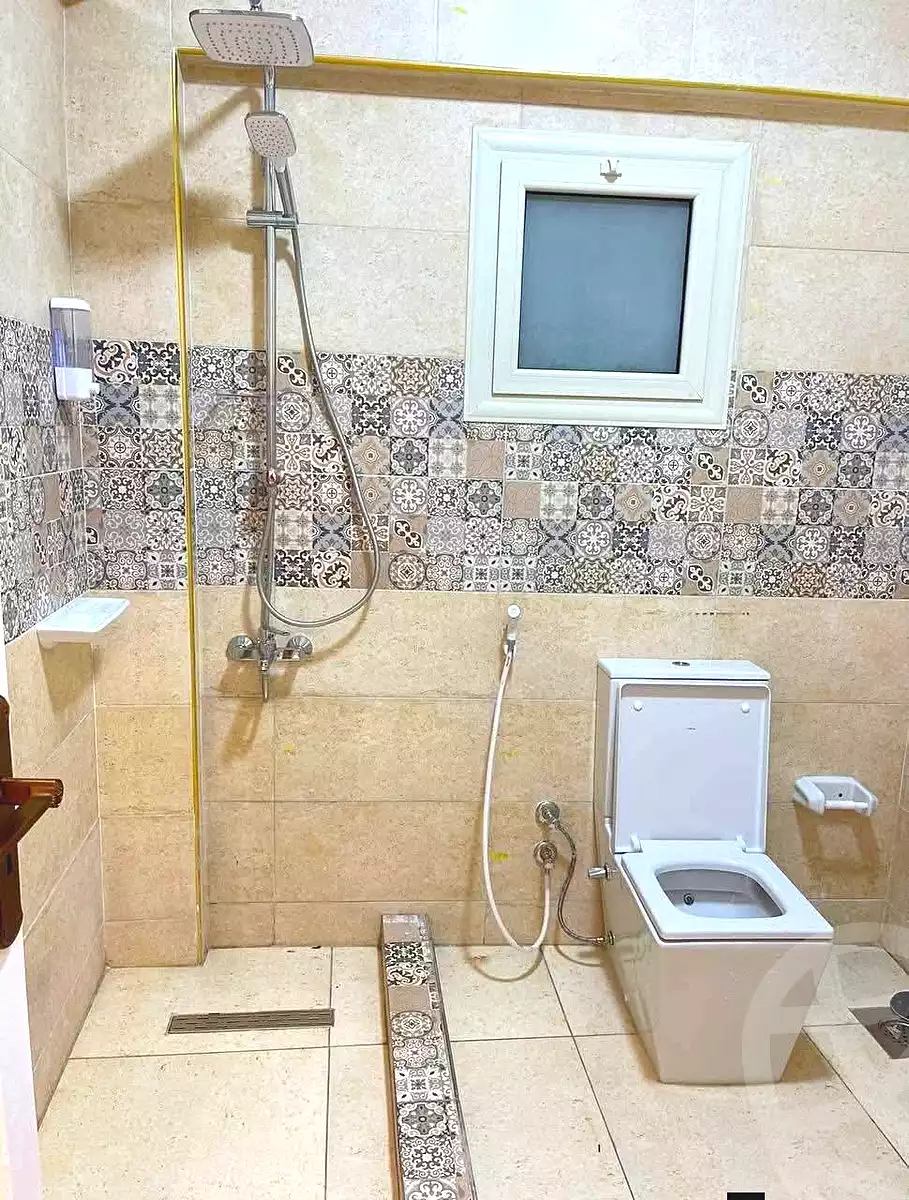 https://aqarmap.com.eg/ar/listing/7070822-for-sale-alexandria-al-agamy-lbytsh-el-saleheen-mosque-st