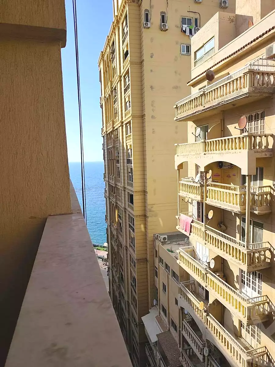 https://aqarmap.com.eg/ar/listing/7070856-for-sale-alexandria-el-mandara-tryq-ljysh