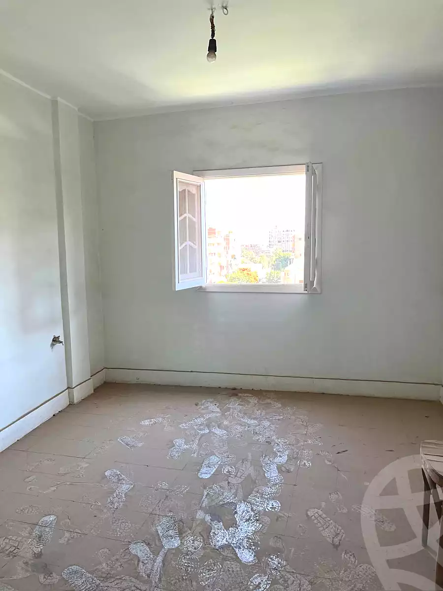 https://aqarmap.com.eg/ar/listing/7070885-for-sale-cairo-helwan-helwan-el-sharkeya-thabit-basha-st