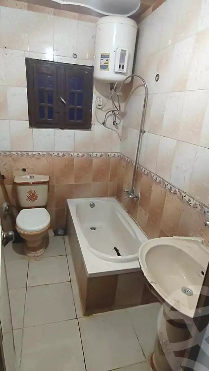 https://aqarmap.com.eg/ar/listing/7070886-for-sale-alexandria-al-agamy-bw-ywsf