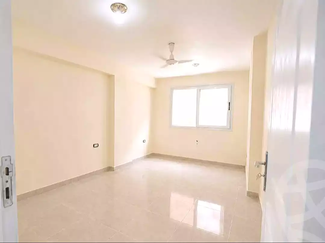 https://aqarmap.com.eg/ar/listing/7071034-for-sale-cairo-ain-shams-ain-shams-el-sharkia