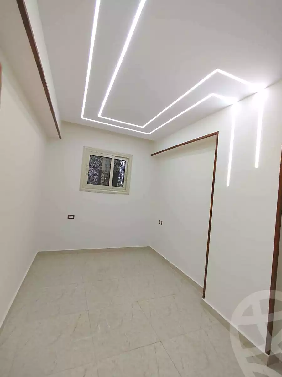 https://aqarmap.com.eg/en/listing/7071081-for-sale-alexandria-lsywf-el-falki