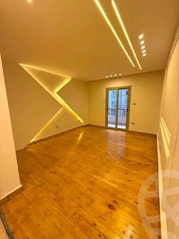 https://aqarmap.com.eg/en/listing/7071323-for-sale-alexandria-miami-shr-jml-bd-lnsr