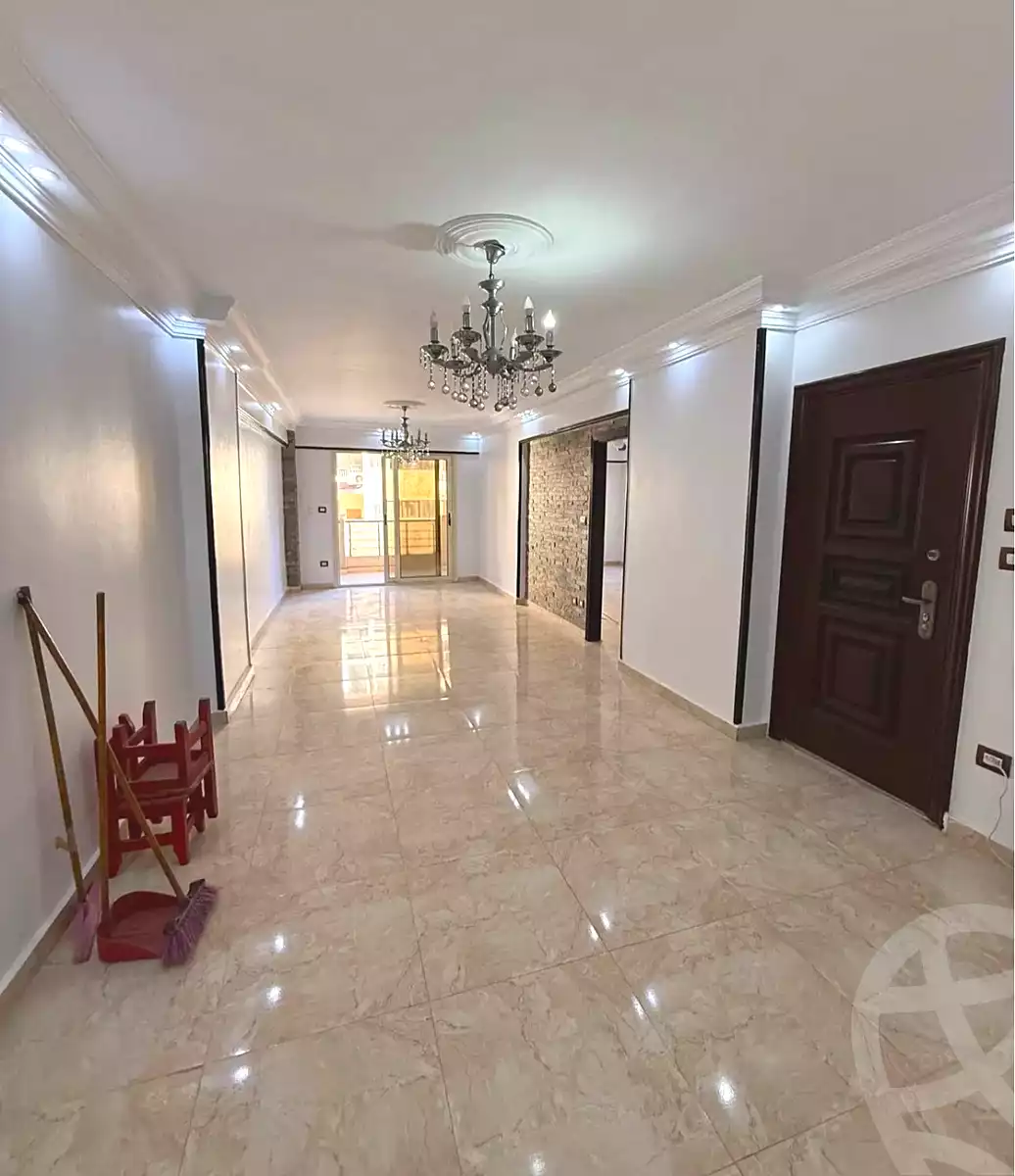 https://aqarmap.com.eg/ar/listing/7071702-for-sale-alexandria-el-mandara-shr-jml-bd-lnsr