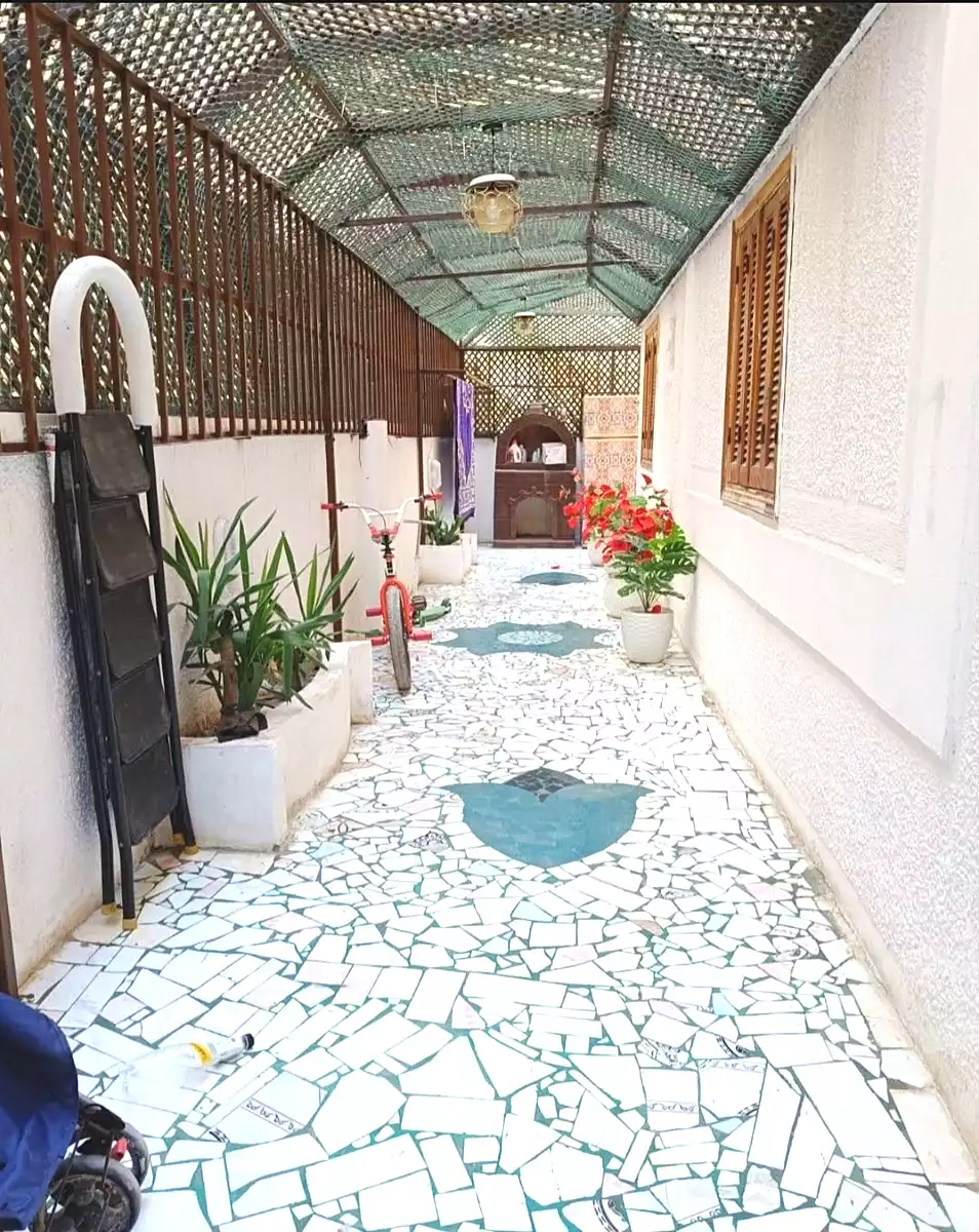 https://aqarmap.com.eg/en/listing/7071731-for-sale-alexandria-al-agamy-shataa-el-nakheel-street-43