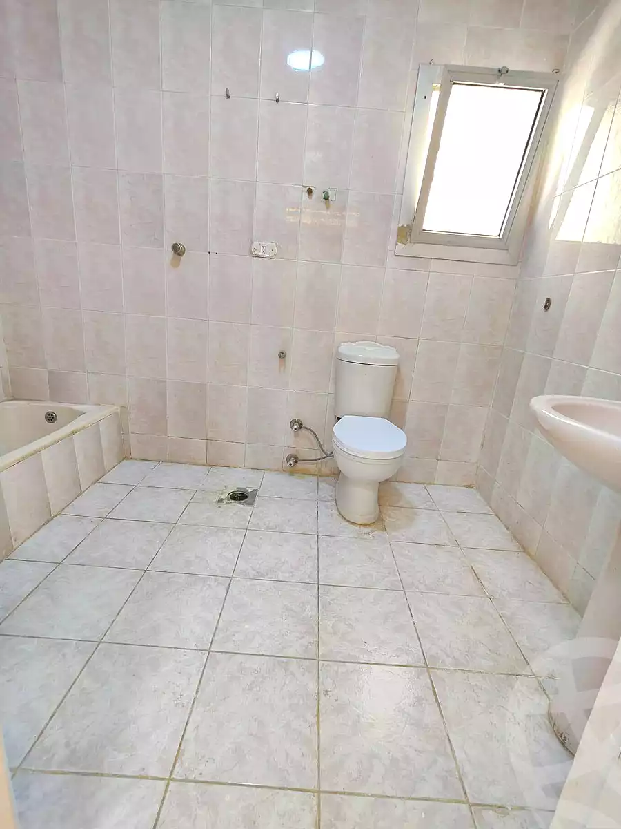 https://aqarmap.com.eg/en/listing/7071803-for-sale-alexandria-al-agamy