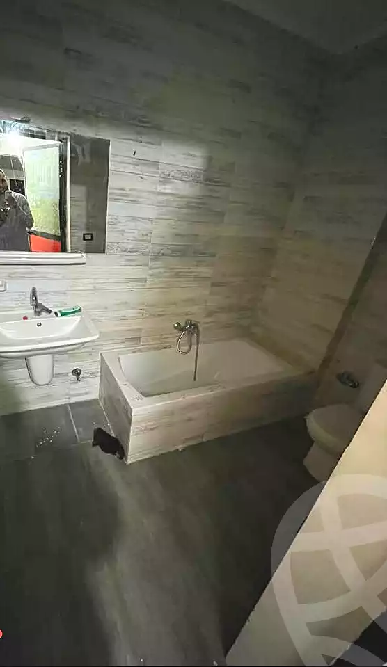 https://aqarmap.com.eg/ar/listing/7071819-for-sale-cairo-ain-shams-ain-shams-el-sharkia-el-eshrein-stt