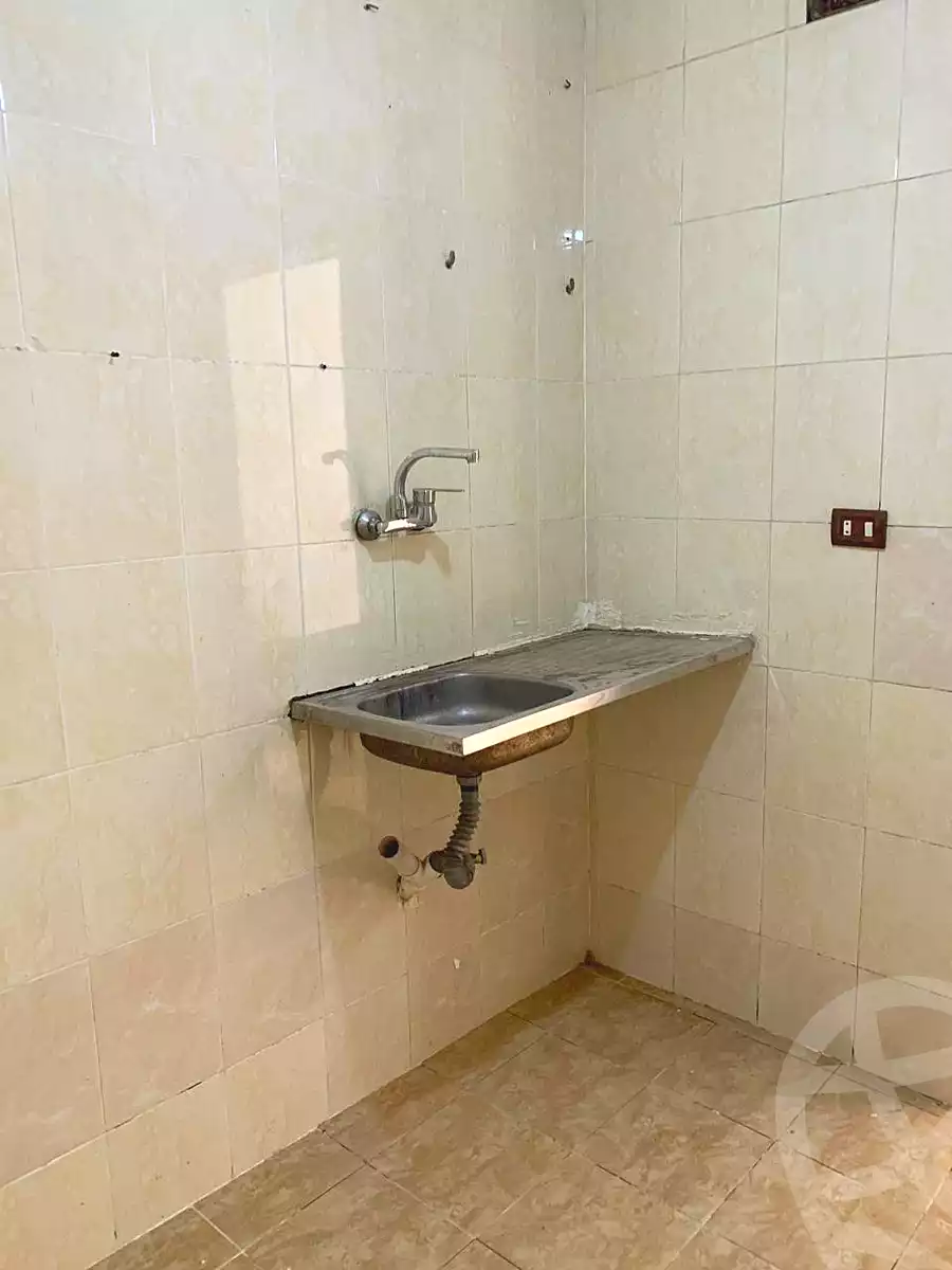 https://aqarmap.com.eg/ar/listing/7071842-for-rent-cairo-faisal-el-tawabeq-el-shaheed-ahmed-hamdy-st