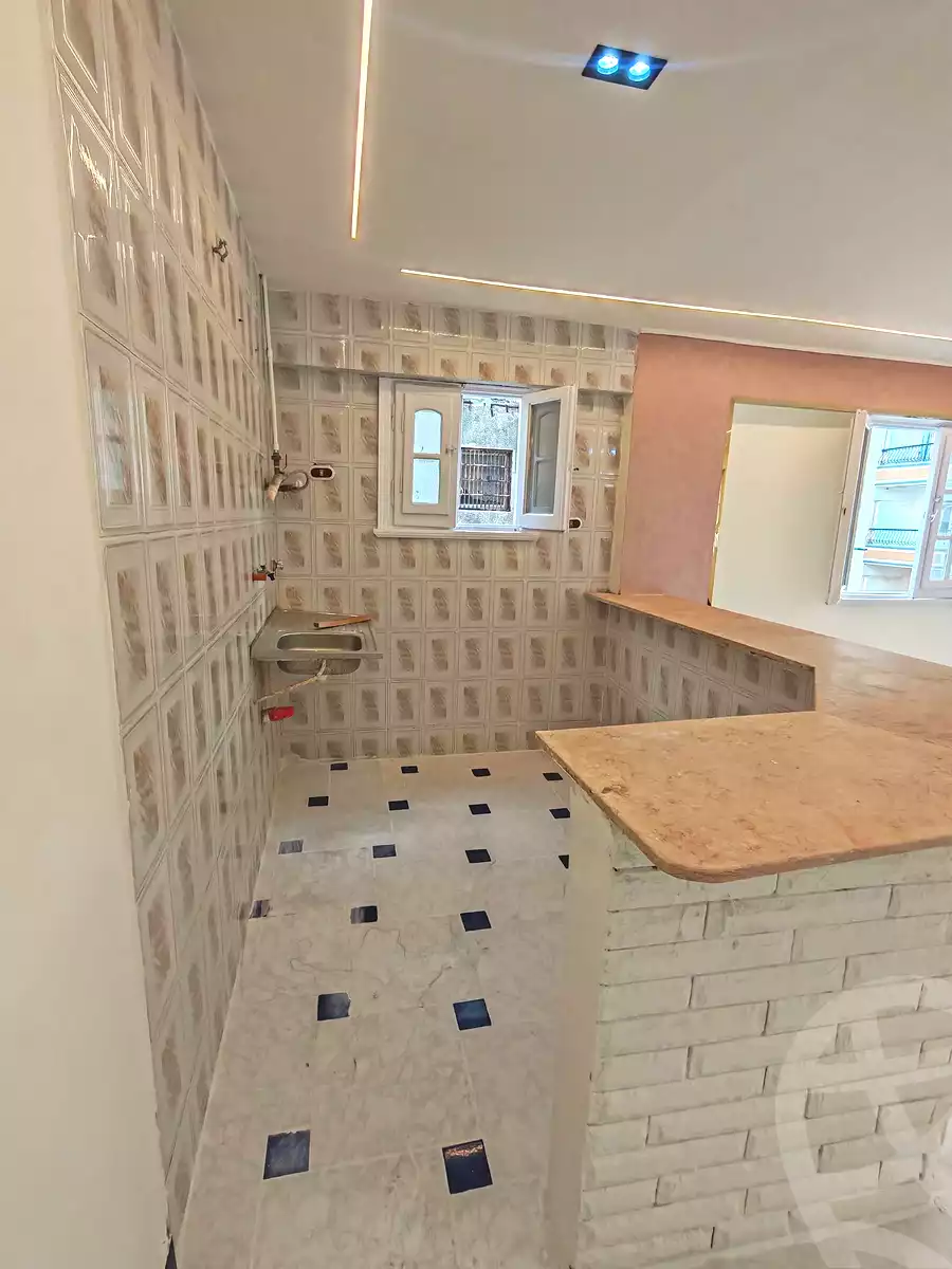 https://aqarmap.com.eg/ar/listing/7071933-for-sale-alexandria-al-agamy-shataa-el-nakheel