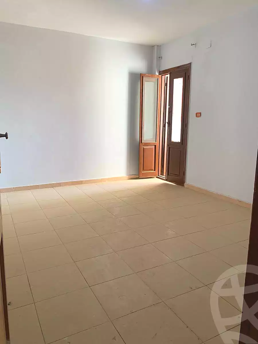 https://aqarmap.com.eg/ar/listing/7072016-for-rent-cairo-faisal-el-tawabeq-el-shaheed-ahmed-hamdy-st