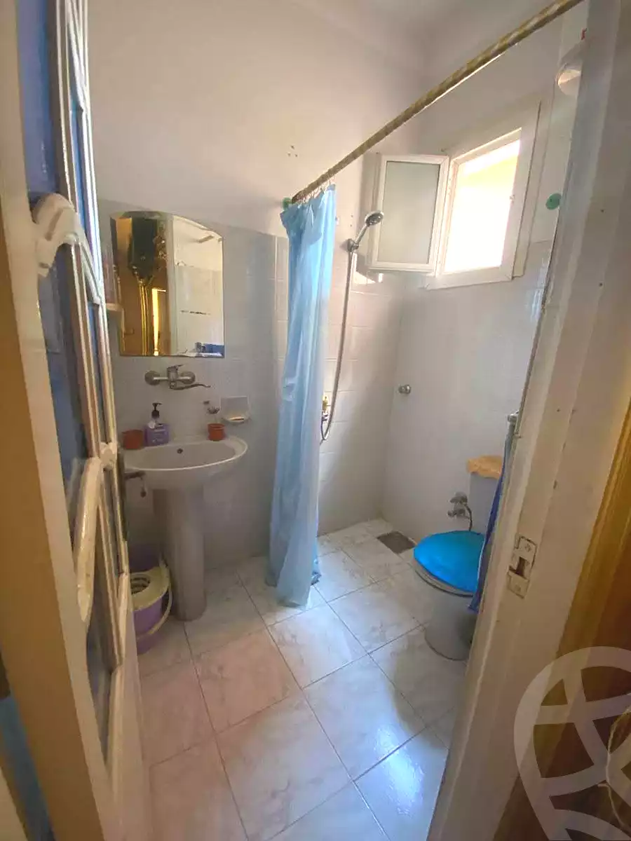 https://aqarmap.com.eg/en/listing/7072109-for-sale-alexandria-al-agamy-el-hanouvel-al-kwayta-st