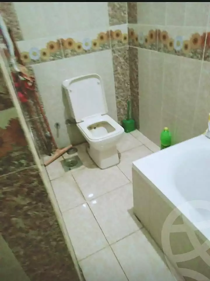 https://aqarmap.com.eg/en/listing/7072145-for-sale-cairo-nozha-2-el-khamseen-st