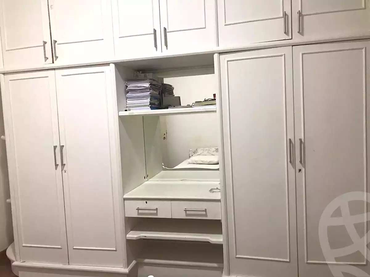 شقة بـ٣ غرف نوم في بيفرلي هيلز، صورة ٣ من ١٤