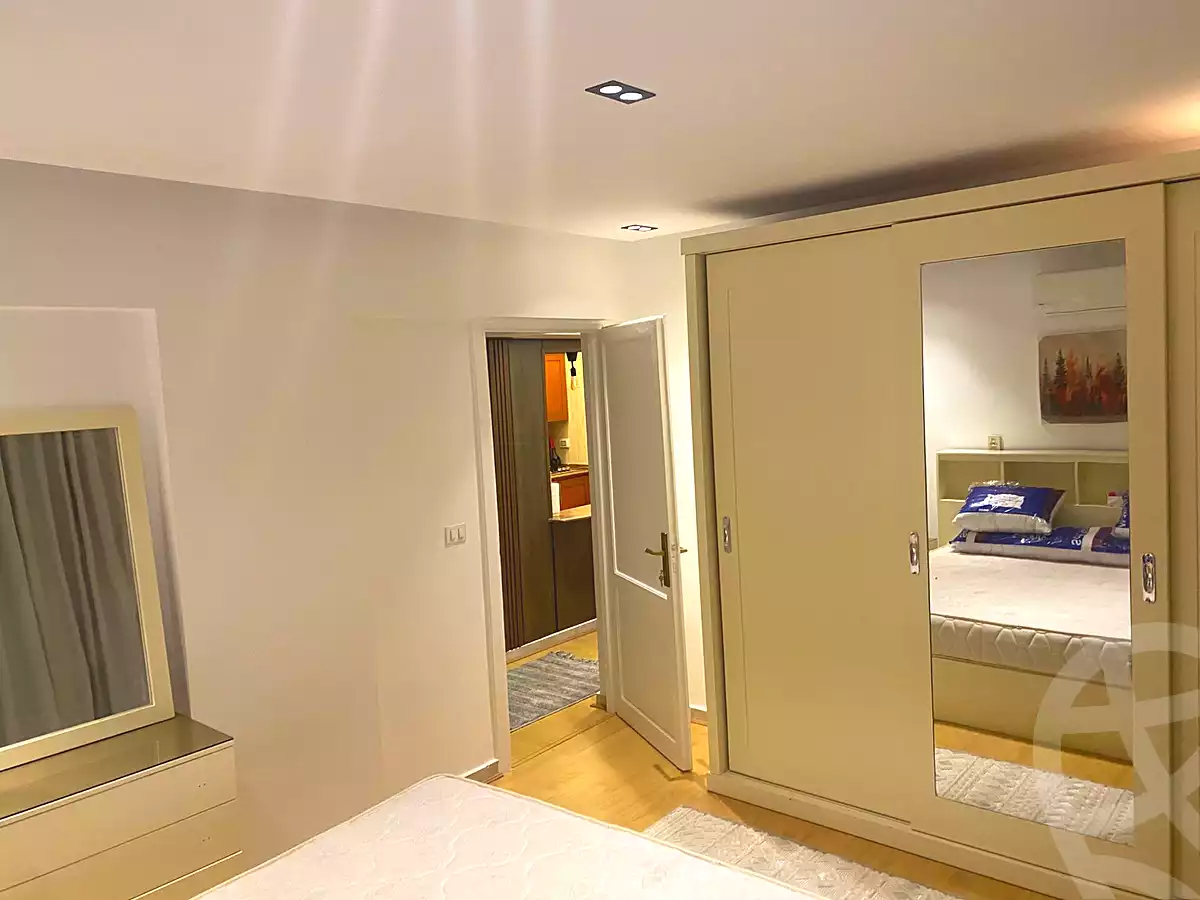https://aqarmap.com.eg/ar/listing/7072271-for-rent-cairo-new-cairo-lrhb-city-mtdd-lrhb-radwan-allam-st