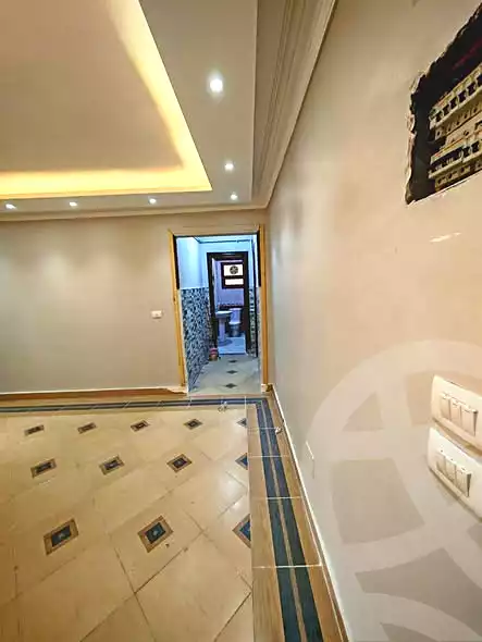 https://aqarmap.com.eg/ar/listing/7072502-for-sale-cairo-helwan-ahmed-enci-st