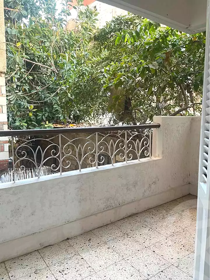 https://aqarmap.com.eg/en/listing/7072585-for-sale-alexandria-al-agamy-el-hanouvel-el-kholafaa-el-rashdeen-st