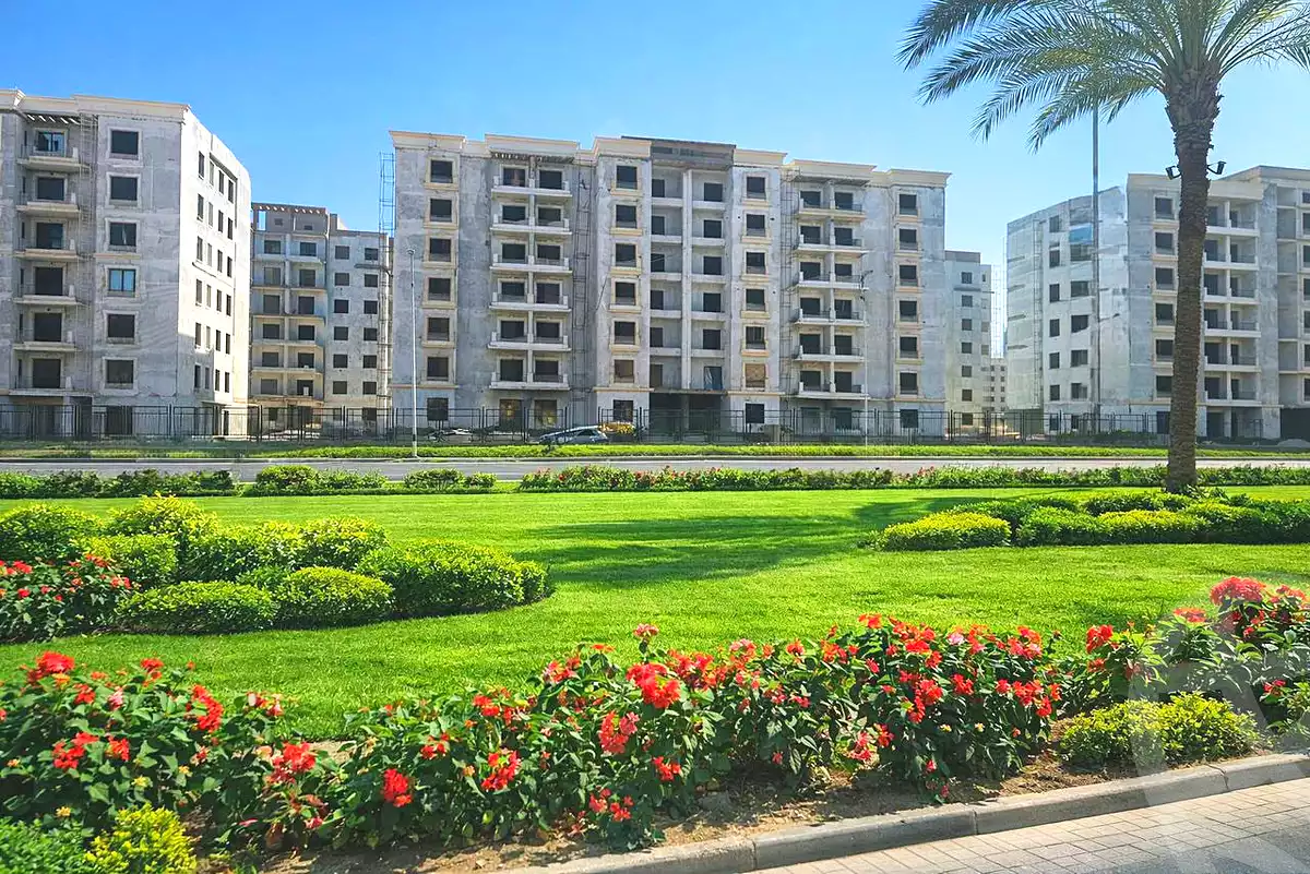 https://aqarmap.com.eg/en/listing/7072692-for-sale-cairo-new-cairo-compounds-mayan-compound-stm
