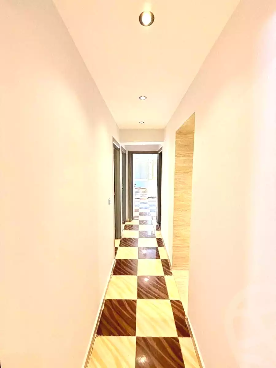 https://aqarmap.com.eg/en/listing/7072755-for-sale-alexandria-sydy-bshr-sydy-bshr-bhry-shr-khld-bn-lwlyd