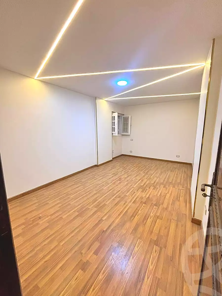 https://aqarmap.com.eg/en/listing/7072760-for-sale-alexandria-sydy-bshr-sydy-bshr-bhry