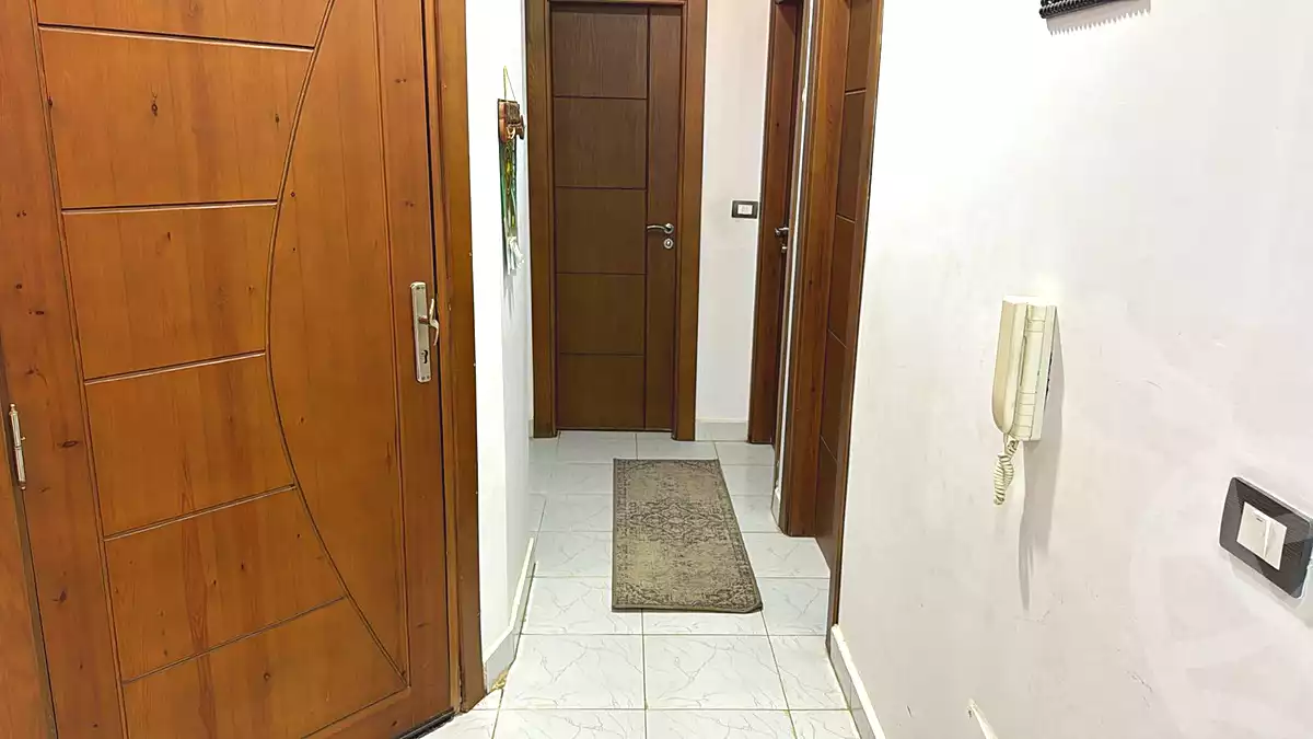 https://aqarmap.com.eg/ar/listing/7072820-for-rent-cairo-new-cairo-south-investors-al-gezira-st