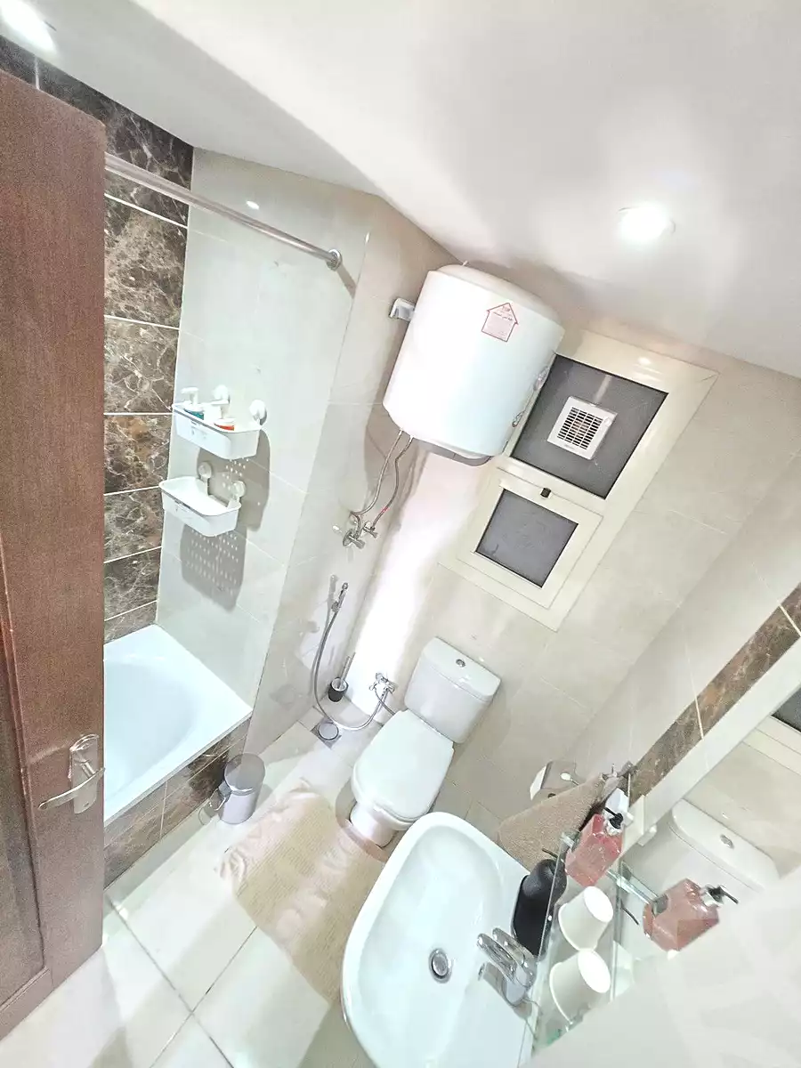 https://aqarmap.com.eg/ar/listing/7072798-for-sale-cairo-new-cairo-compounds-porto-new-cairo-compound-amer-group