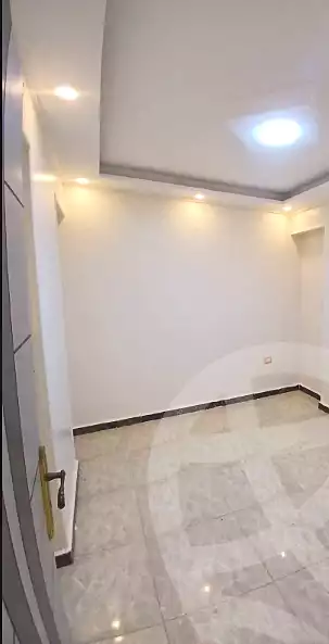 https://aqarmap.com.eg/en/listing/7072874-for-sale-alexandria-al-agamy-el-hanouvel-kasr-al-quiri-st-1